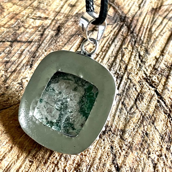 Teal Green Variscite- Utahlite Pendant 1 1/2" - Picture 6 of 9